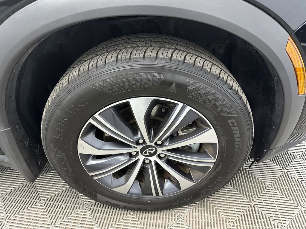 Used 2023 INFINITI QX60 Pure image 14