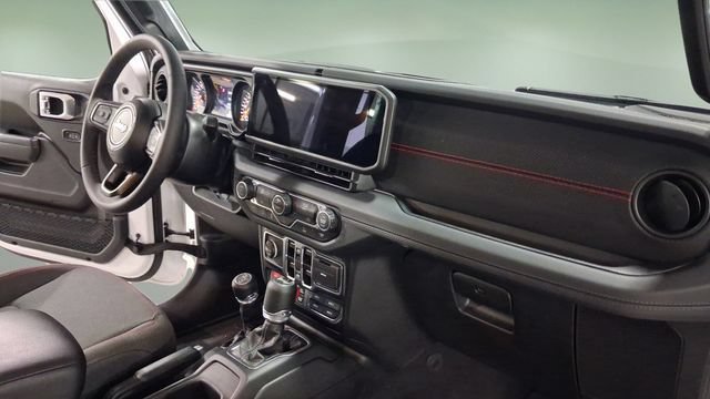 Used 2026 Jeep Wrangler Unlimited Rubicon AWD/4WD image 20