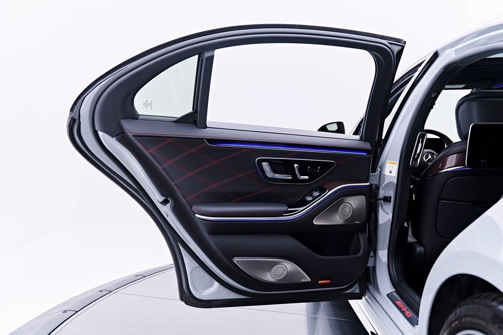 Used 2024 Mercedes-Benz S 63 AMG S w/ Rear Seat Package image 43