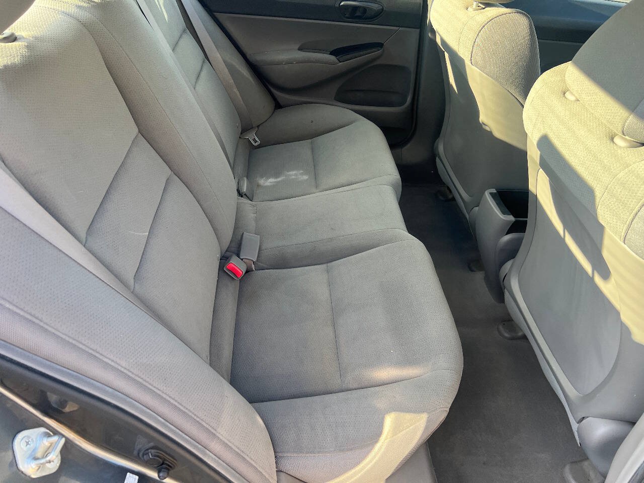 Used 2010 Honda Civic DX-VP image 22