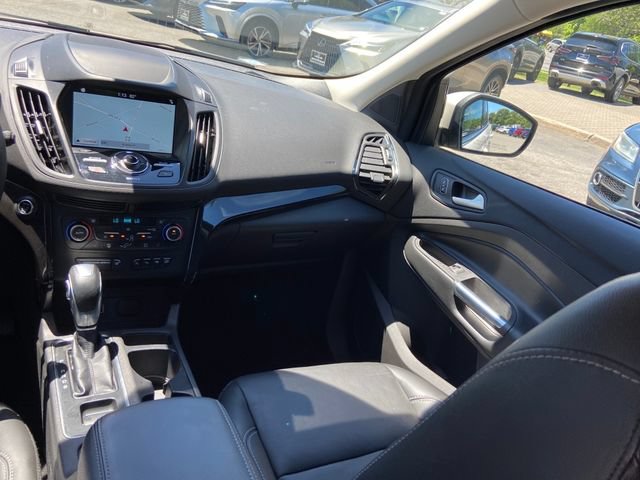 Used 2019 Ford Escape Titanium AWD/4WD image 16