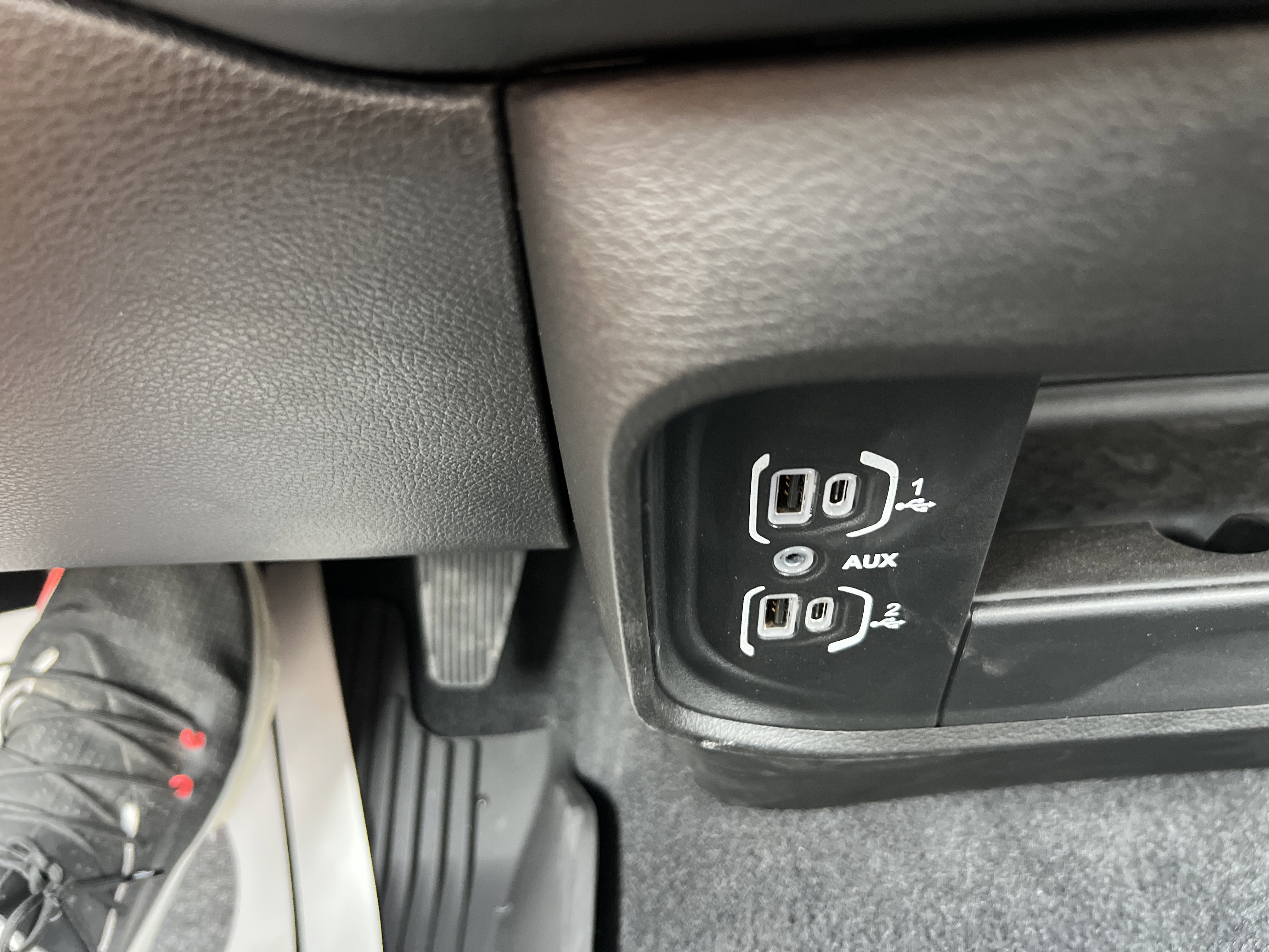 Used 2025 RAM 2500 Tradesman image 20