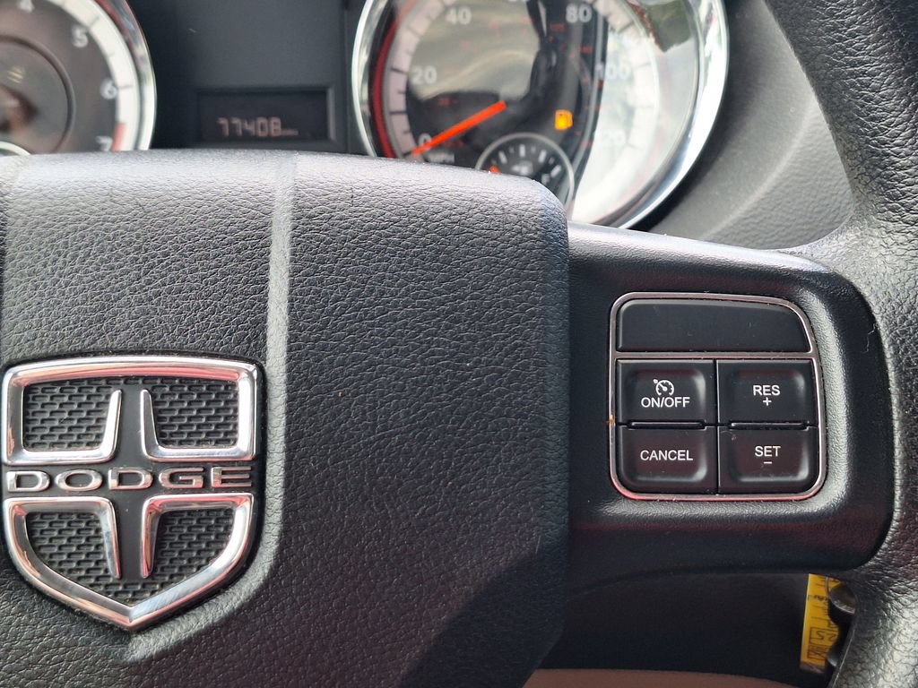 Used 2019 Dodge Grand Caravan SE FWD image 17