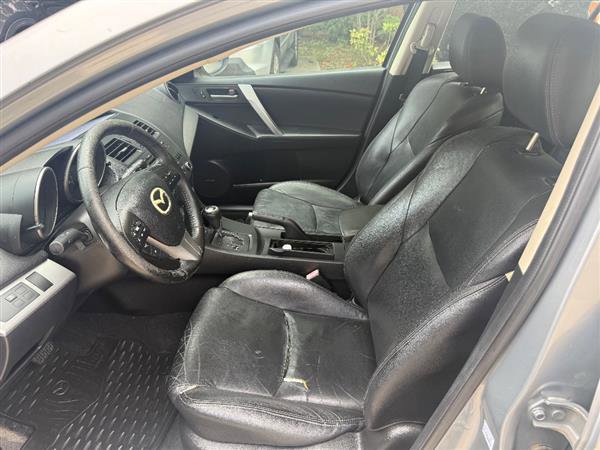 Used 2012 MAZDA MAZDA3 i Grand Touring image 10