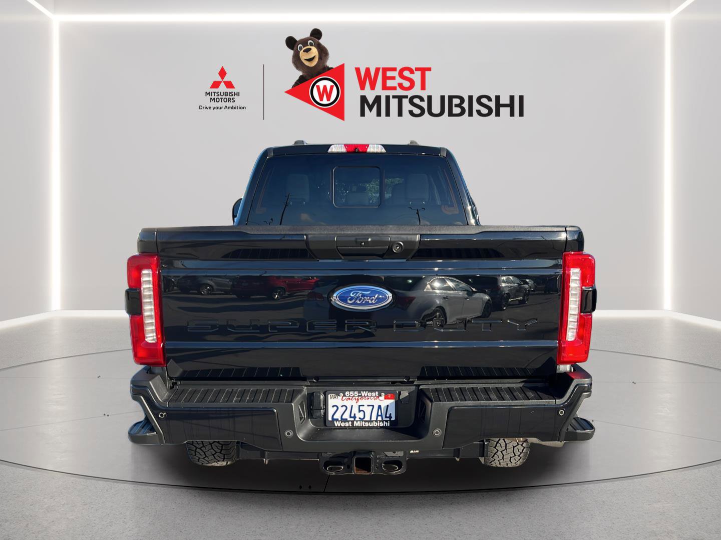 Used 2023 Ford F250 XL w/ STX Appearance Package AWD/4WD image 5
