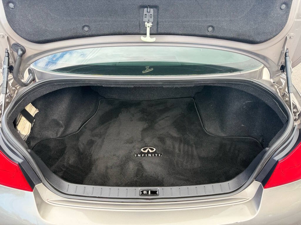 Used 2011 INFINITI G37 x Sedan w/ Premium Pkg AWD/4WD image 17