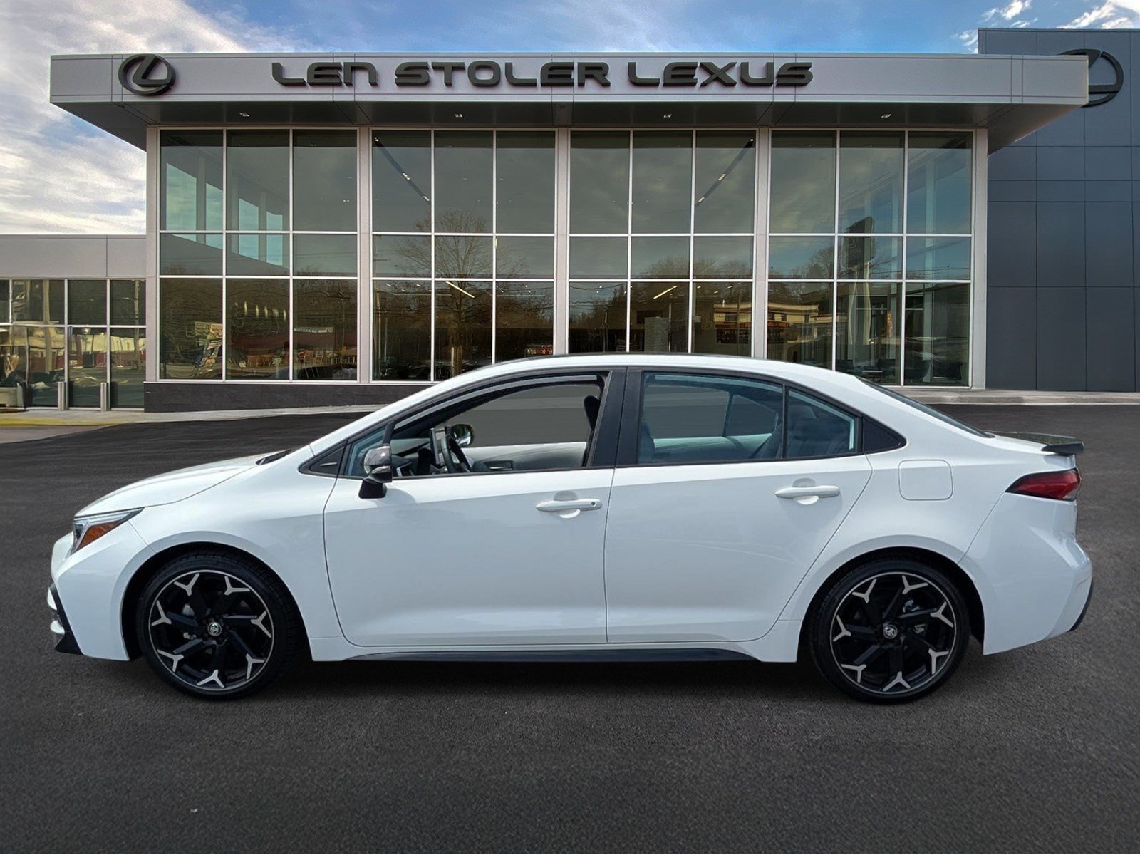 Used 2025 Toyota Corolla FX w/ Convenience Package FWD image 6
