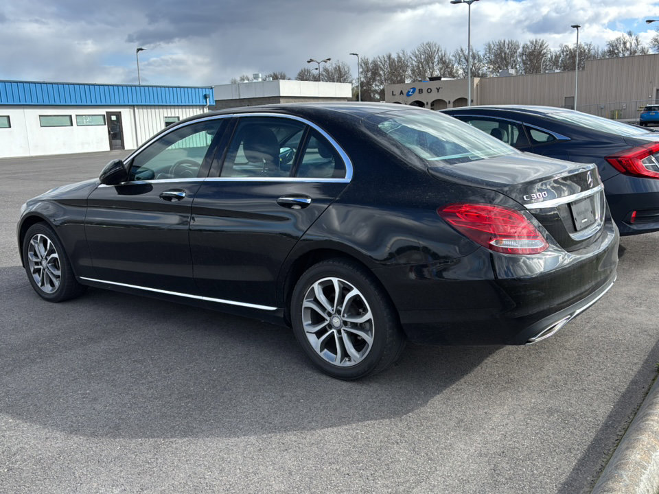 Used 2017 Mercedes-Benz C 300 4MATIC Sedan image 3