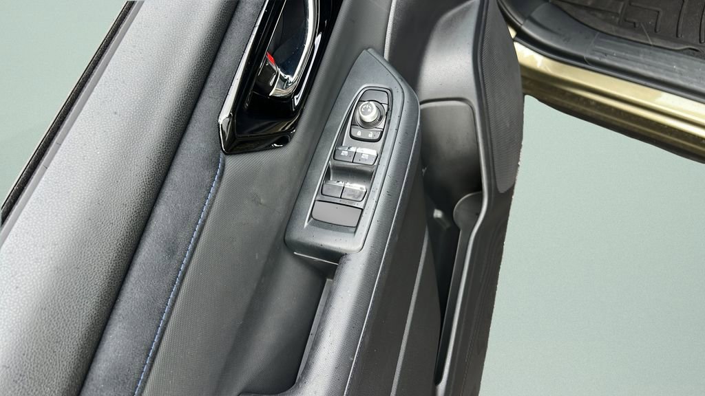 Used 2025 Subaru Forester Limited w/ Popular Package #2 image 33