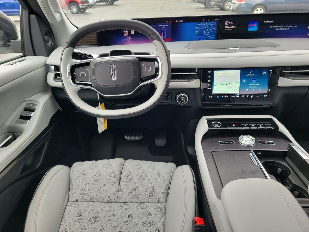 New 2026 Lincoln Navigator L Black Label AWD/4WD image 12