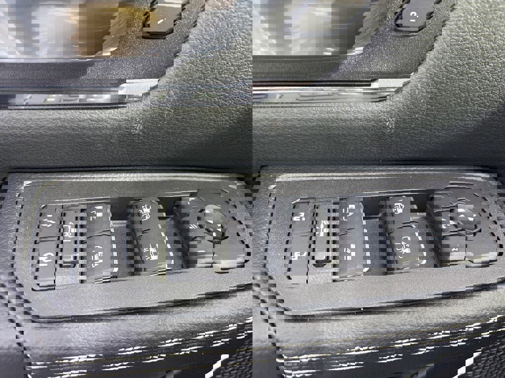 New 2026 RAM 1500 Laramie image 21