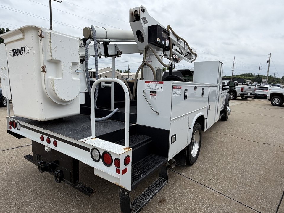 Used 2019 Ford F550 4x4 SuperCab Super Duty w/ XLT Value Package image 5
