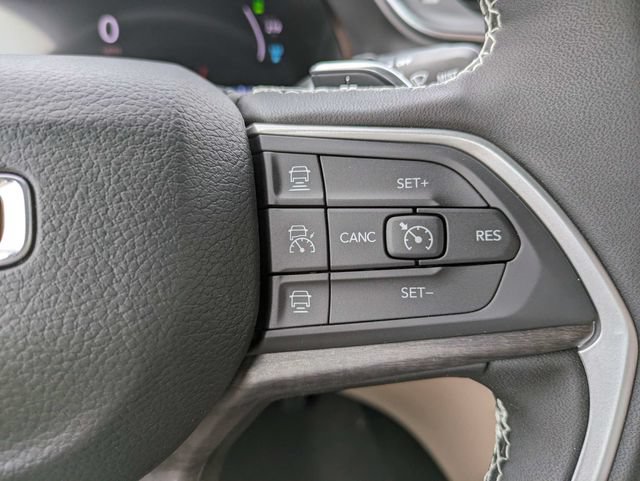 New 2024 Jeep Grand Cherokee Limited 4xe AWD/4WD image 24