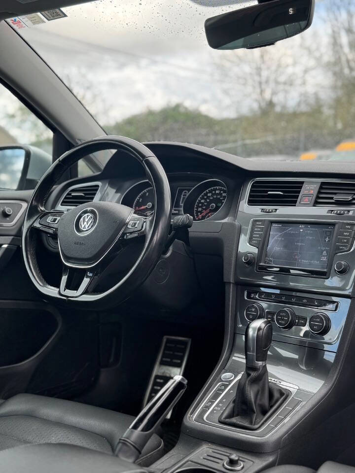 Used 2017 Volkswagen Golf Alltrack SEL AWD/4WD image 3
