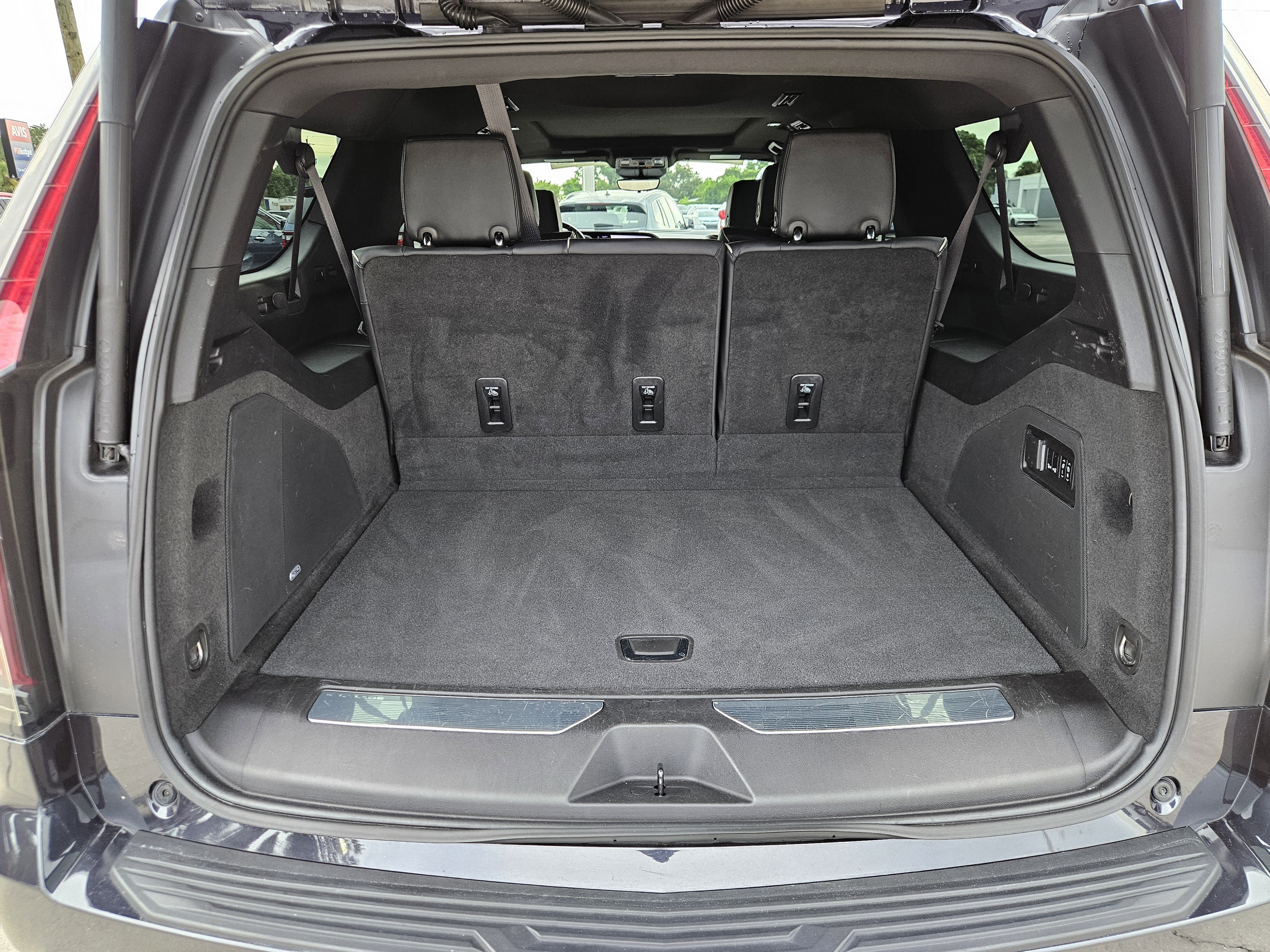 Certified 2023 Cadillac Escalade ESV Premium Luxury image 12