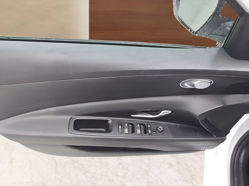 New 2026 Hyundai Elantra SE FWD image 30