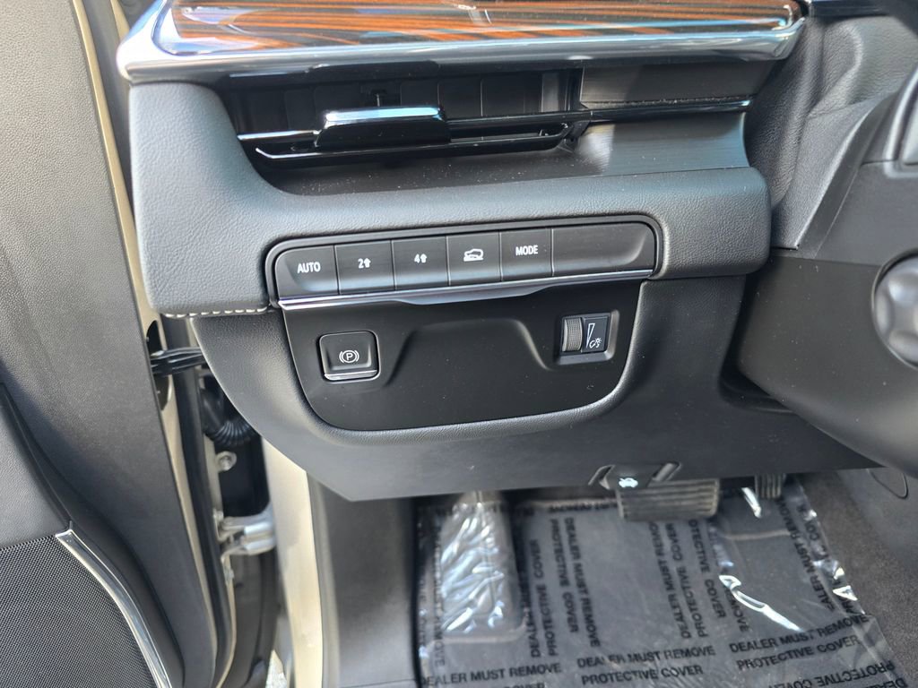 Used 2023 Cadillac Escalade Premium Luxury image 21