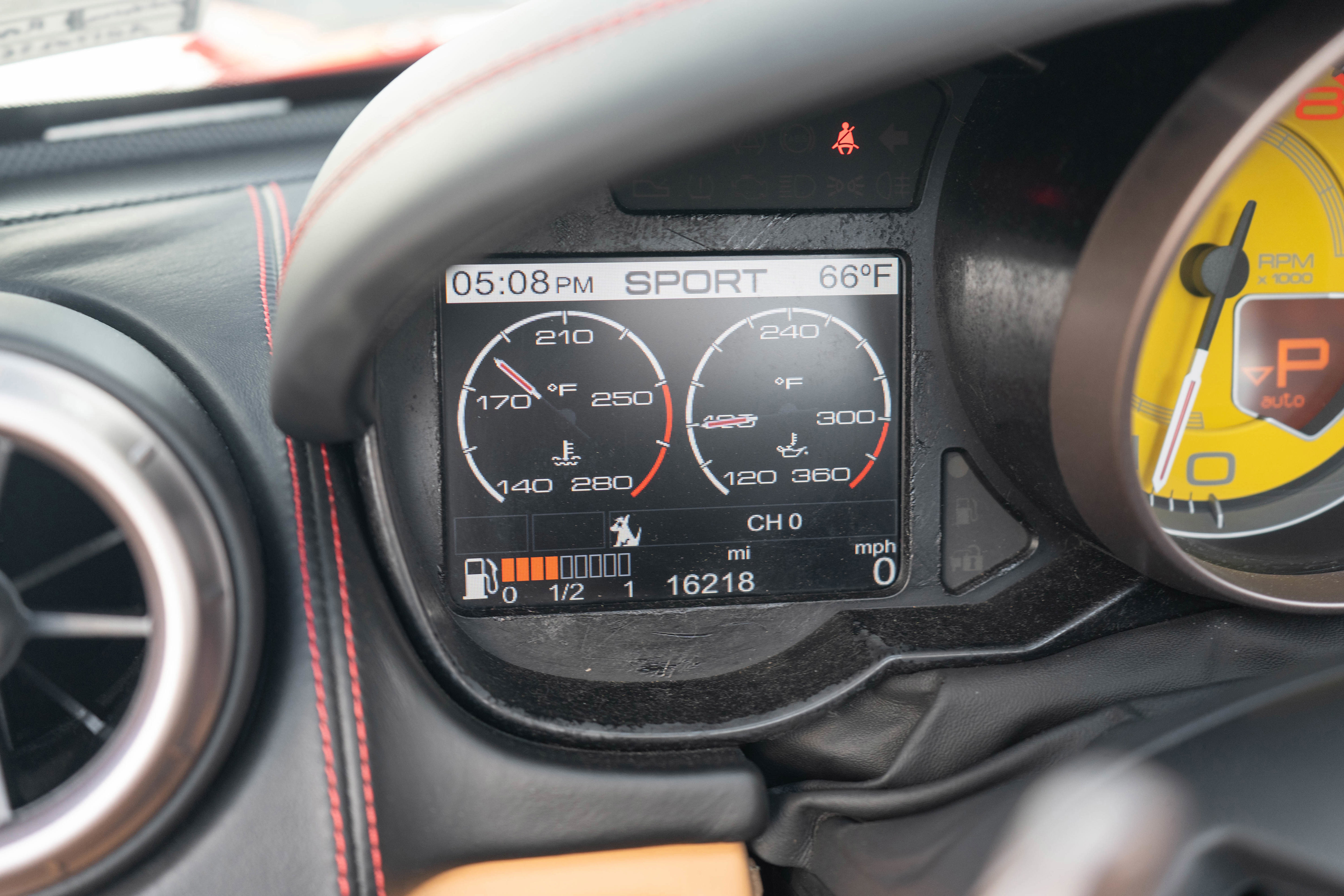 Used 2010 Ferrari California RWD image 17