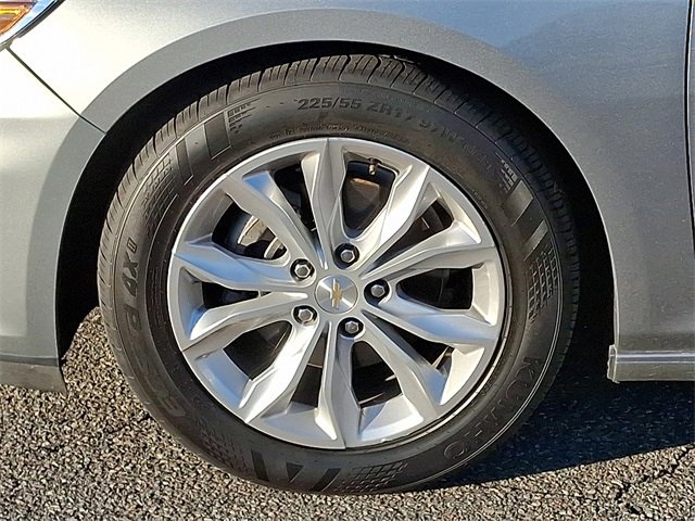 Used 2024 Chevrolet Malibu LT image 28