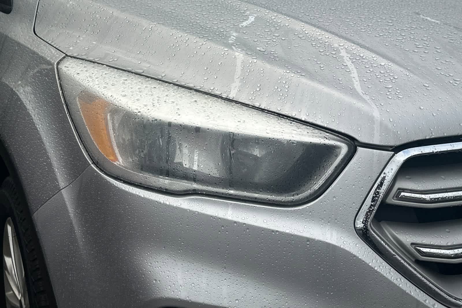 Used 2018 Ford Escape SE image 9