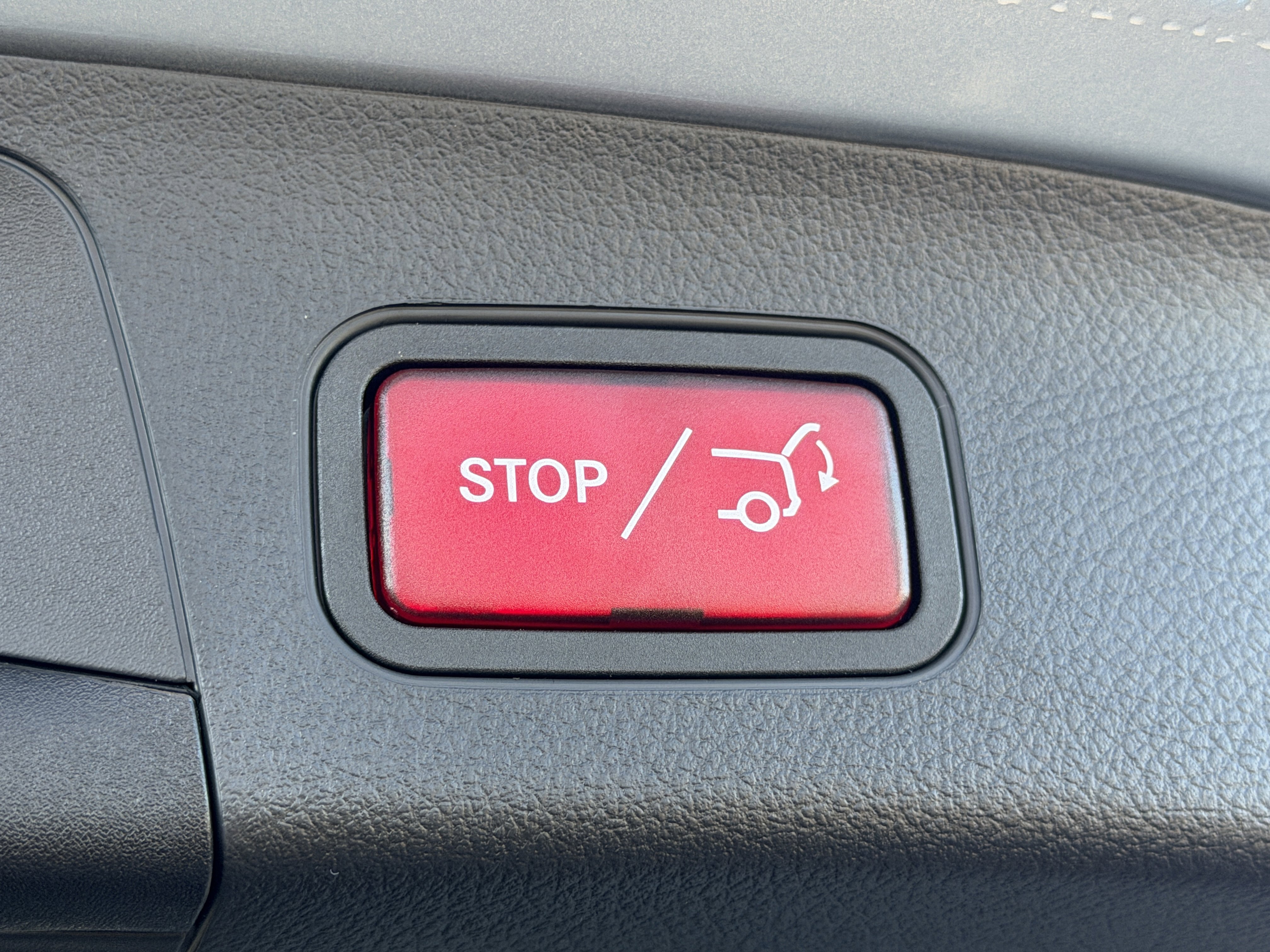 New 2026 Mercedes-Benz GLA 250 image 13