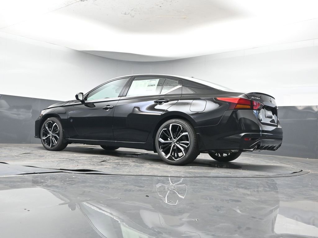 New 2025 Nissan Altima 2.5 SR image 31