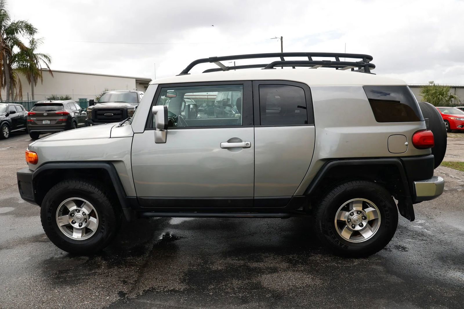 Used 2010 Toyota FJ Cruiser 4WD image 3