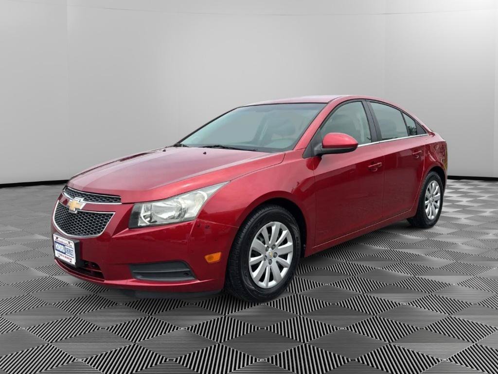 Used 2011 Chevrolet Cruze LT FWD image 1