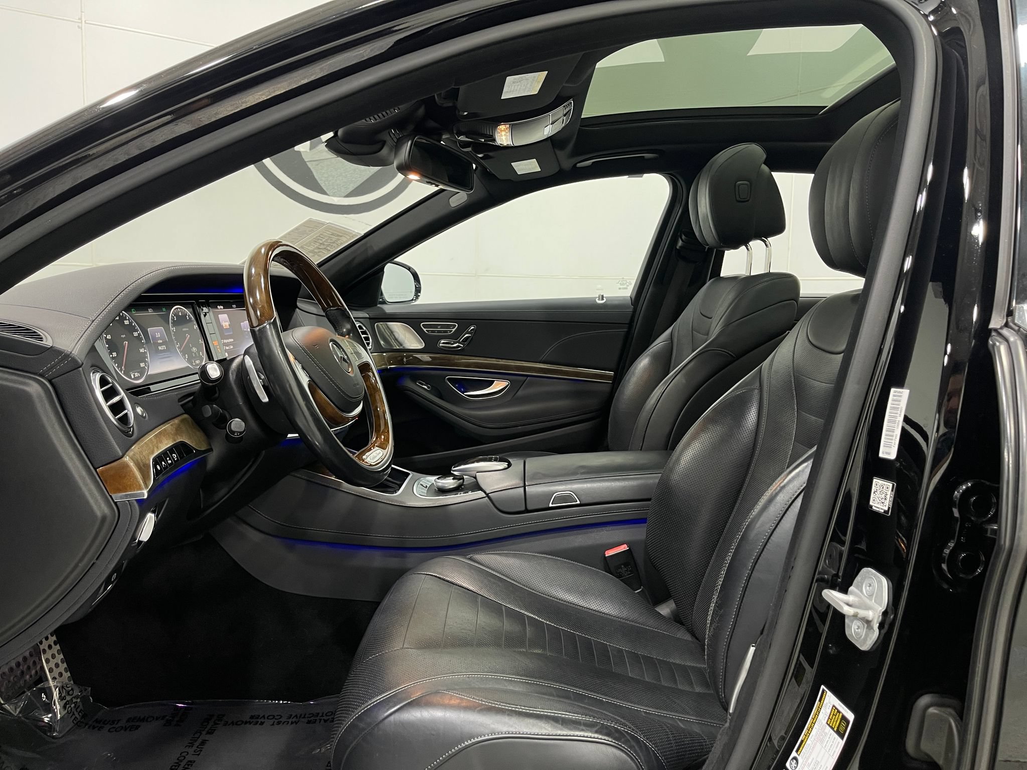 Used 2015 Mercedes-Benz S 550 4MATIC Sedan image 13