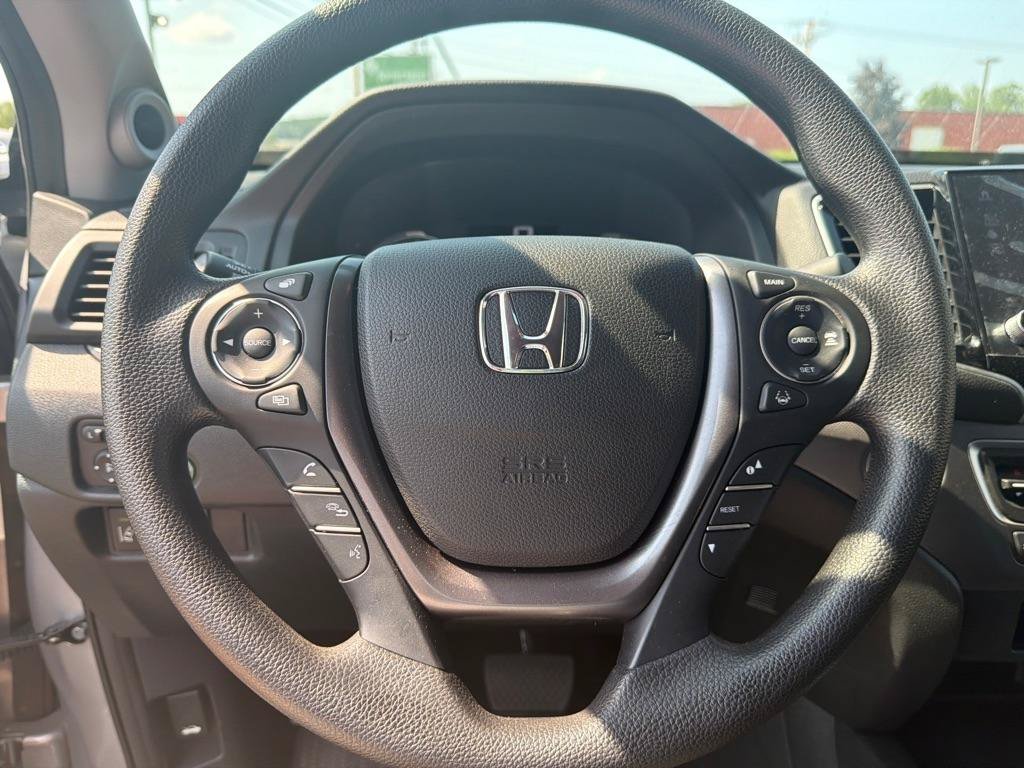 Used 2023 Honda Ridgeline Sport image 14