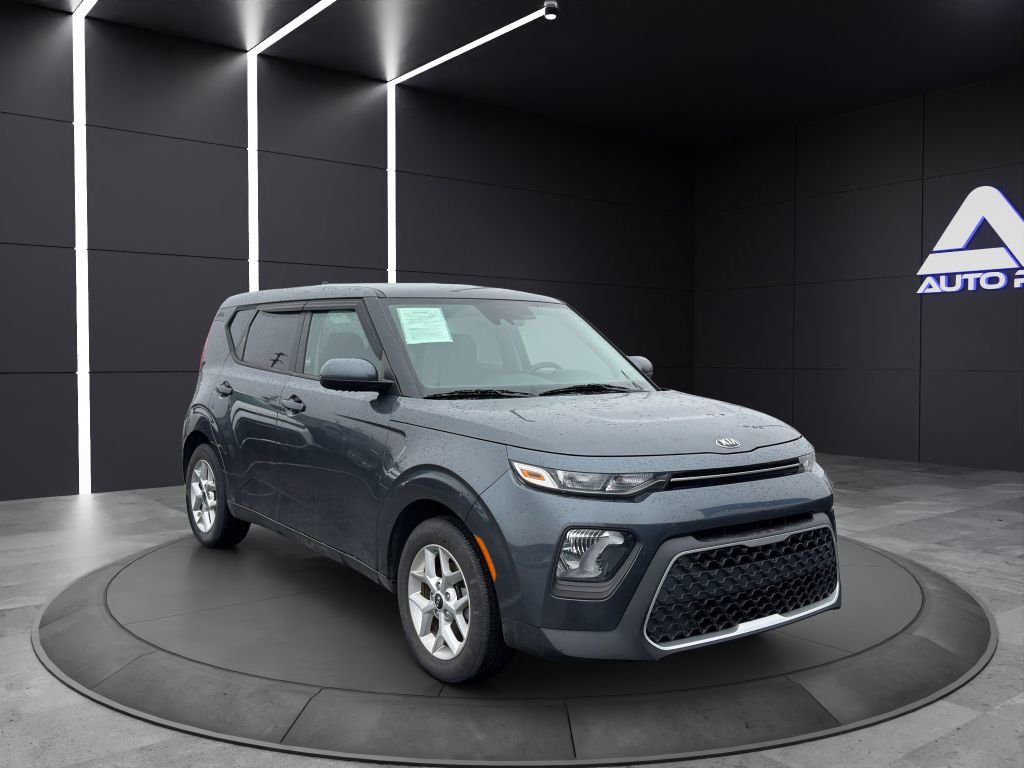 Used 2021 Kia Soul S image 3