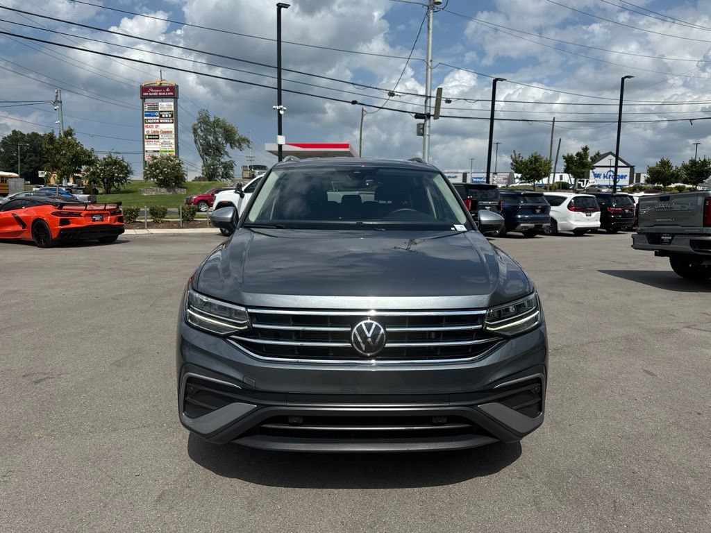 Used 2024 Volkswagen Tiguan Wolfsburg Edition FWD image 2