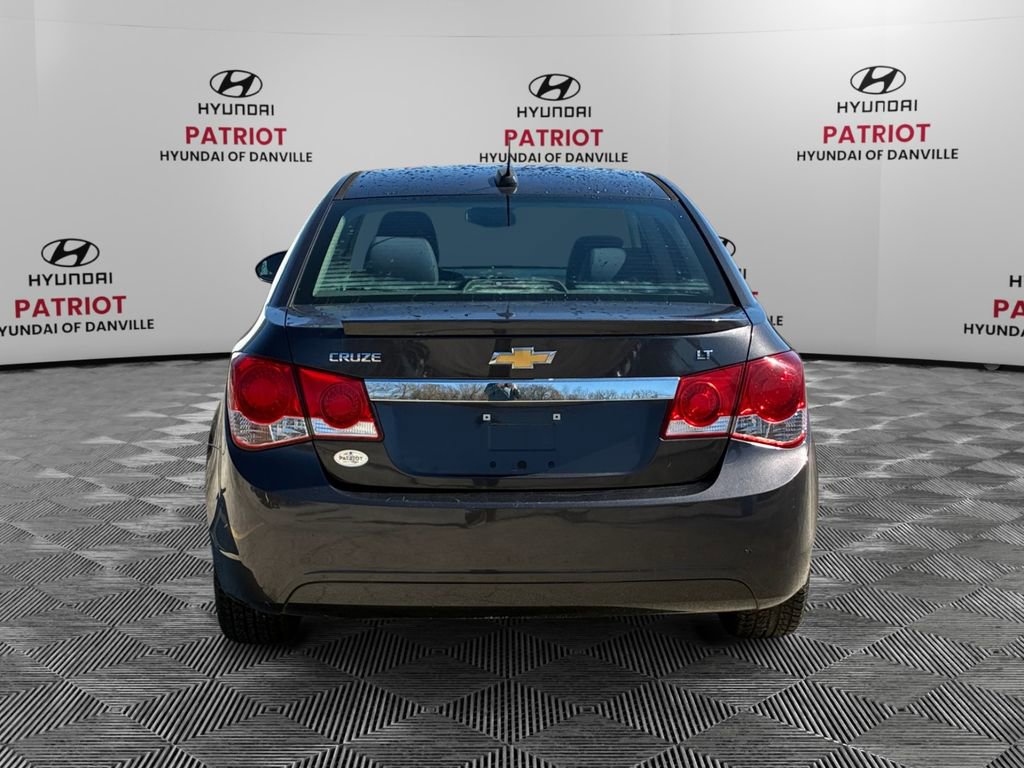 Used 2016 Chevrolet Cruze LT image 4