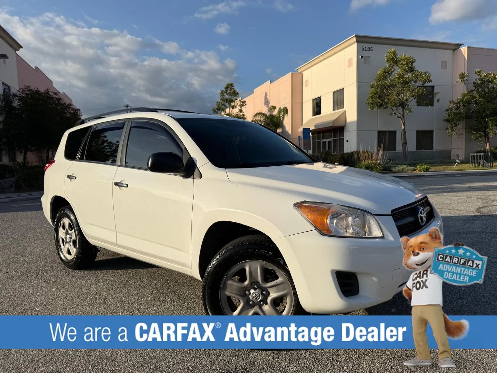 Used 2012 Toyota RAV4 4WD w/ Value Pkg image 2