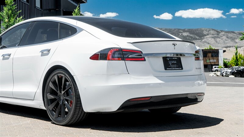 Used 2020 Tesla Model S Performance AWD/4WD image 11