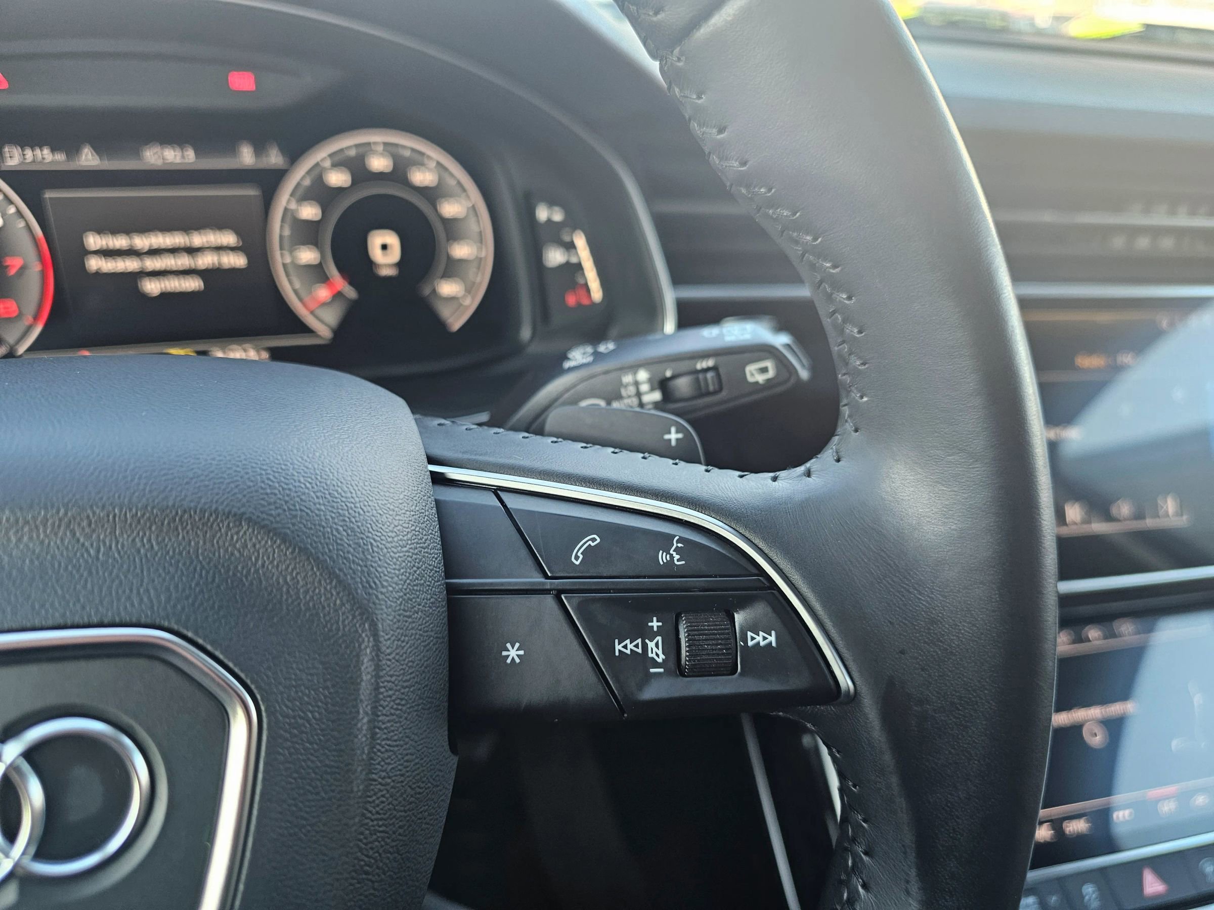 Used 2020 Audi Q7 3.0T Premium image 21