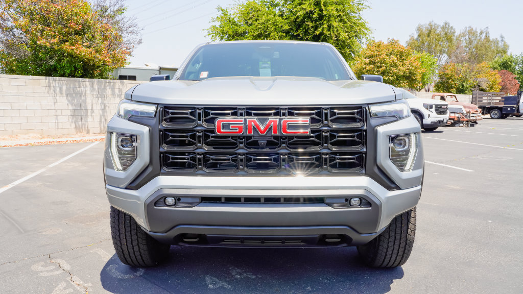 New 2026 GMC Canyon Elevation w/ Convenience Package AWD/4WD image 4
