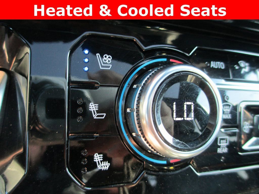 Used 2024 GMC Sierra 1500 AT4 w/ Technology Package image 17