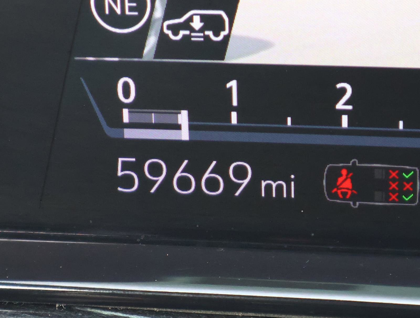 Certified 2022 Cadillac Escalade ESV Sport w/ Touring Package image 36