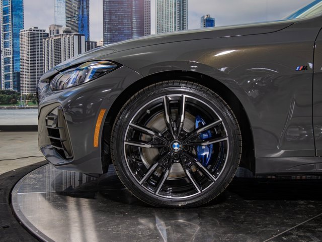 New 2026 BMW 440i xDrive Convertible w/ Premium Package image 9