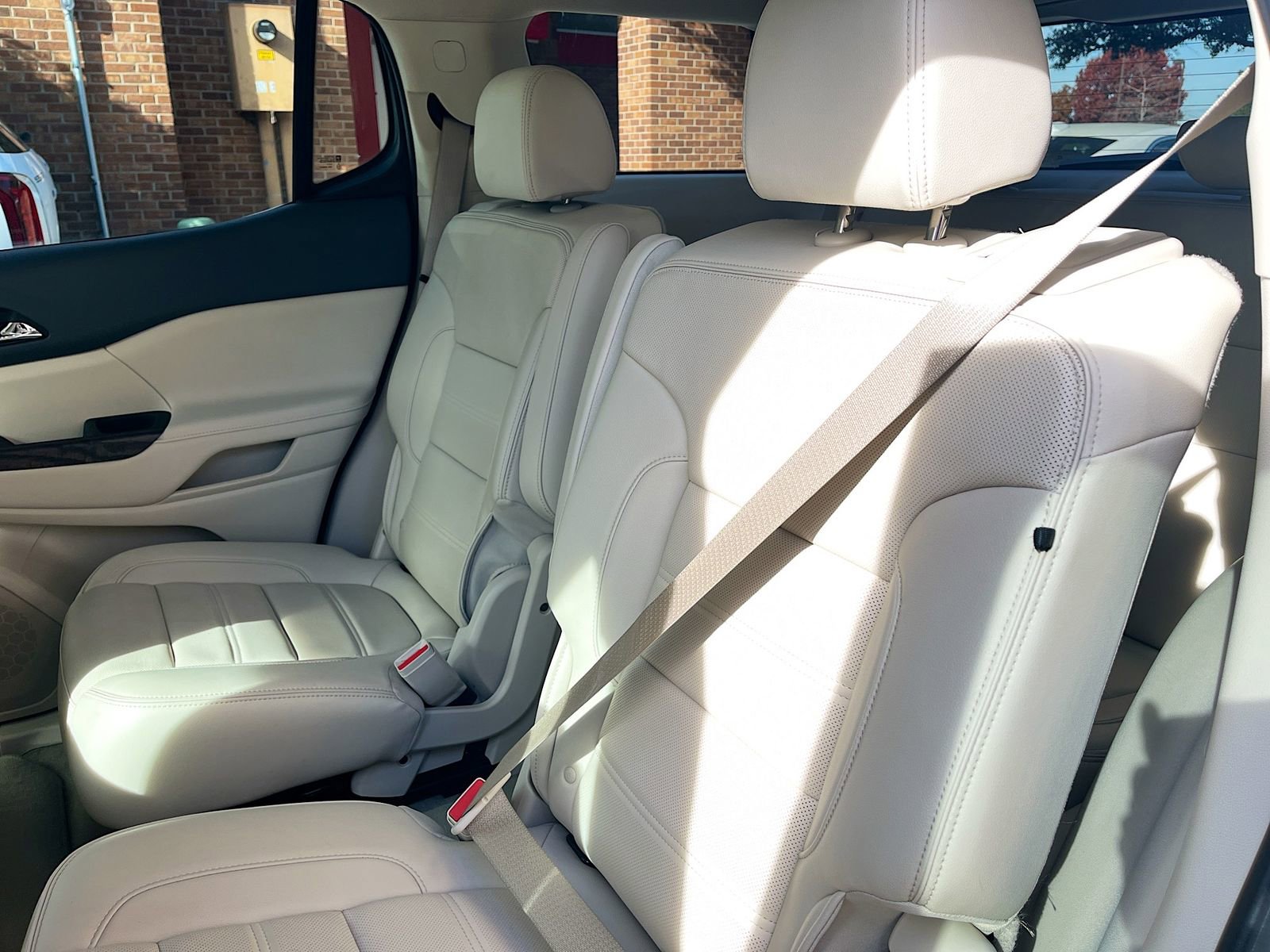 Used 2023 GMC Acadia Denali w/ Denali Ultimate Package image 26