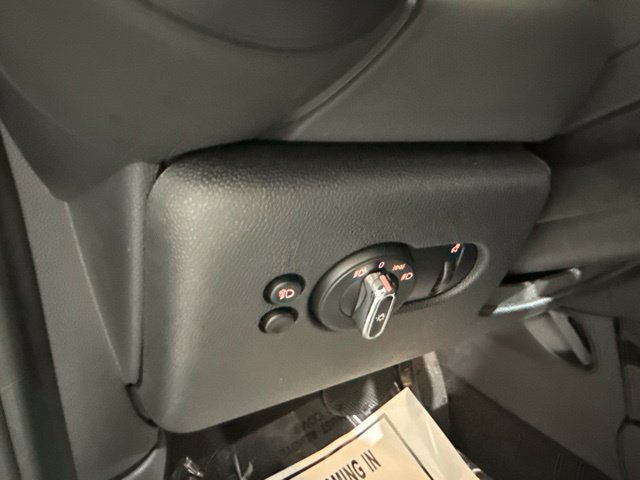 Used 2022 MINI Cooper 2-Door Hardtop FWD image 19