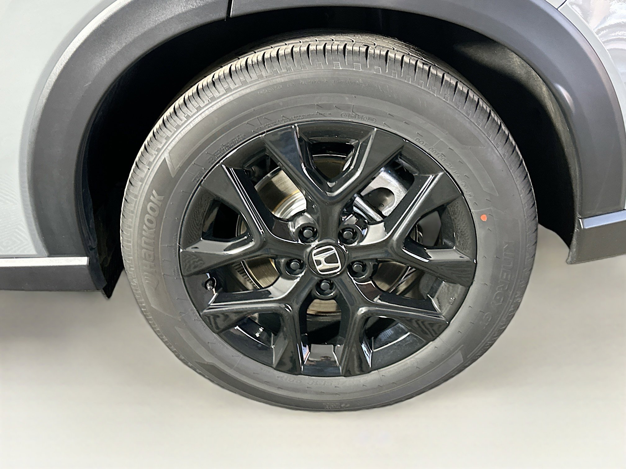 Used 2025 Honda HR-V Sport image 11