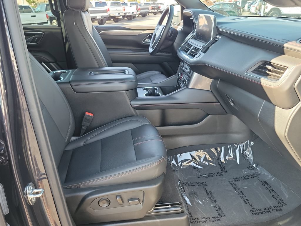 Used 2024 Chevrolet Tahoe RST w/ Sport Performance Package AWD/4WD image 20