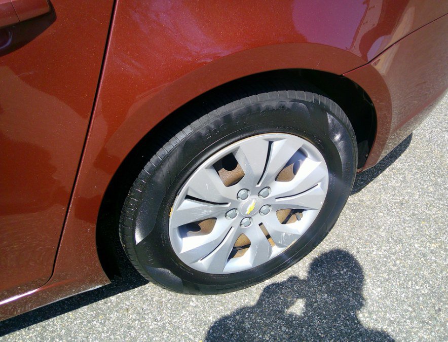 Used 2012 Chevrolet Cruze LS w/ Connectivity Package FWD image 8