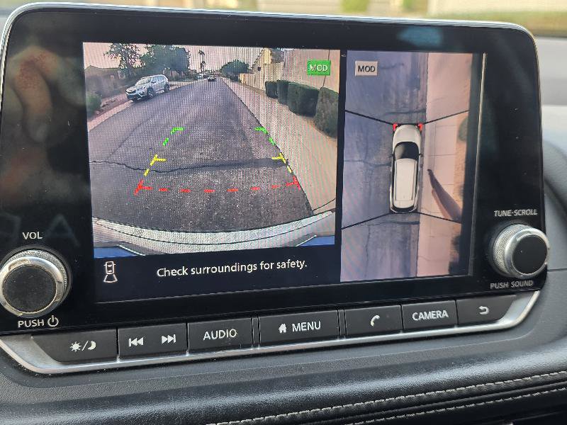 Used 2021 Nissan Rogue SV image 16