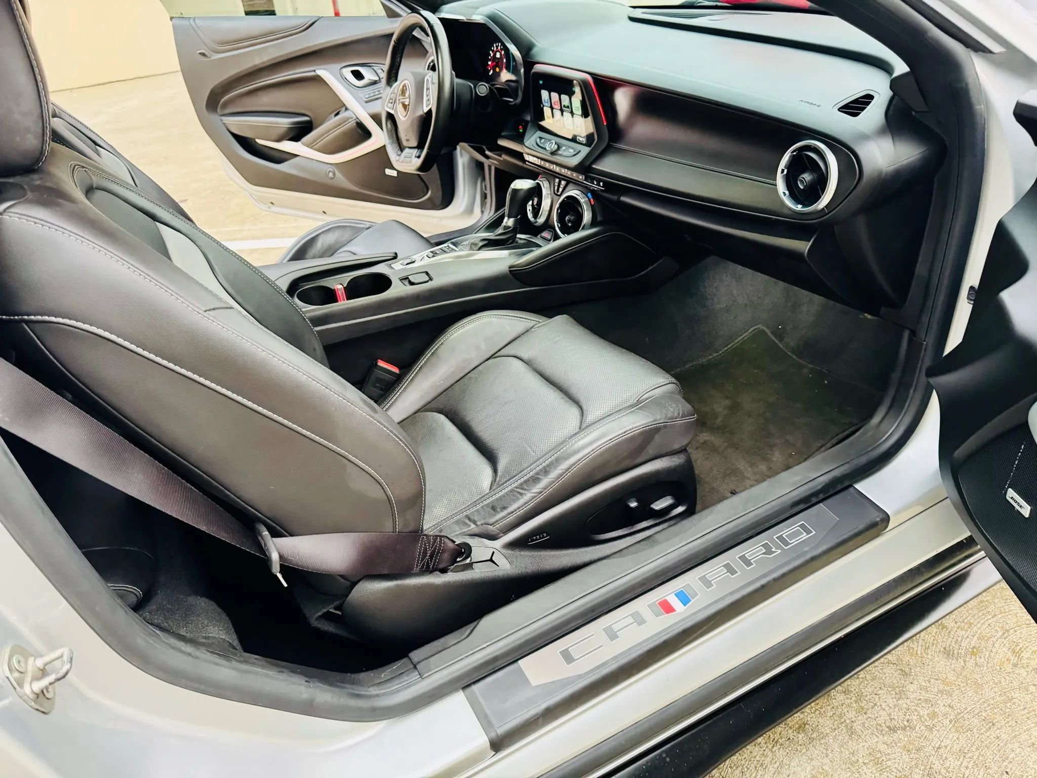 Used 2017 Chevrolet Camaro SS image 23