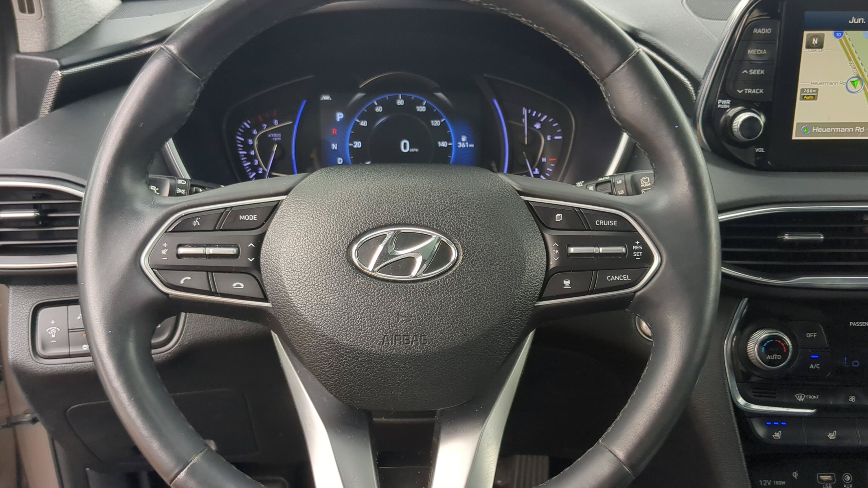 Used 2019 Hyundai Santa Fe FWD image 12