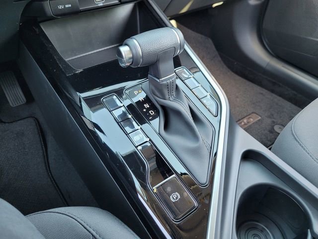 New 2025 Kia Niro LX image 11