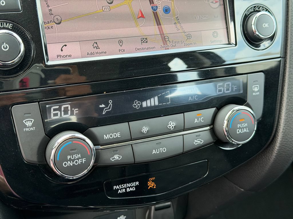 Used 2019 Nissan Rogue Sport SV w/ Technology Package AWD/4WD image 28